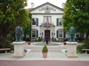 Grosse Pointe War Memorial